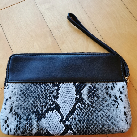 Calvin Klein Clutch - Picture 2 of 3